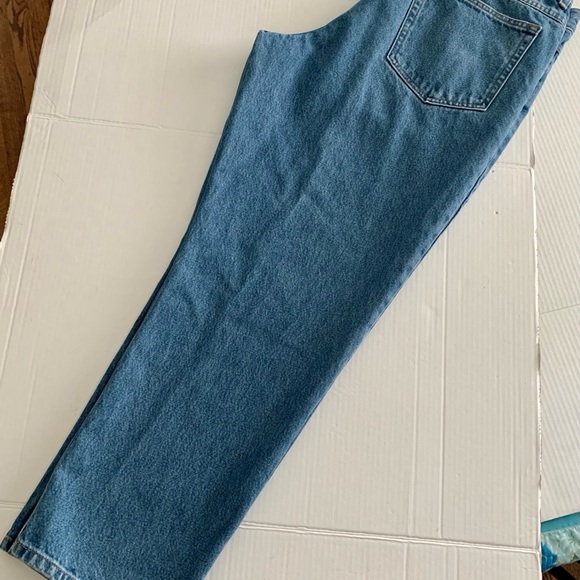 LLBean Natural fit men’s jeans - Picture 5 of 8